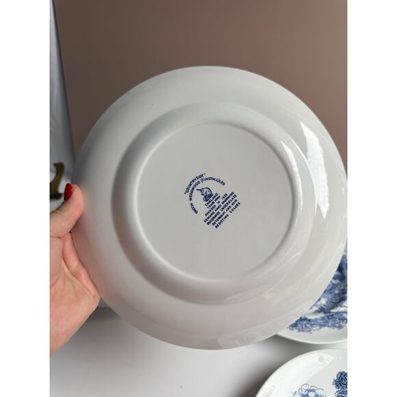 Vintage Wedgwood Dinner Plates Set of 4 Blue Transferware "Countryside" Pattern - Picture 7 of 15